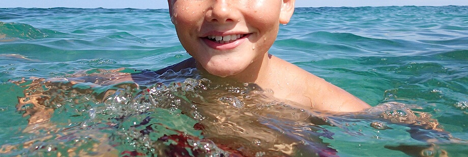 grupollona-agua-de-mar-y-enjuague-bucal-thumbnail