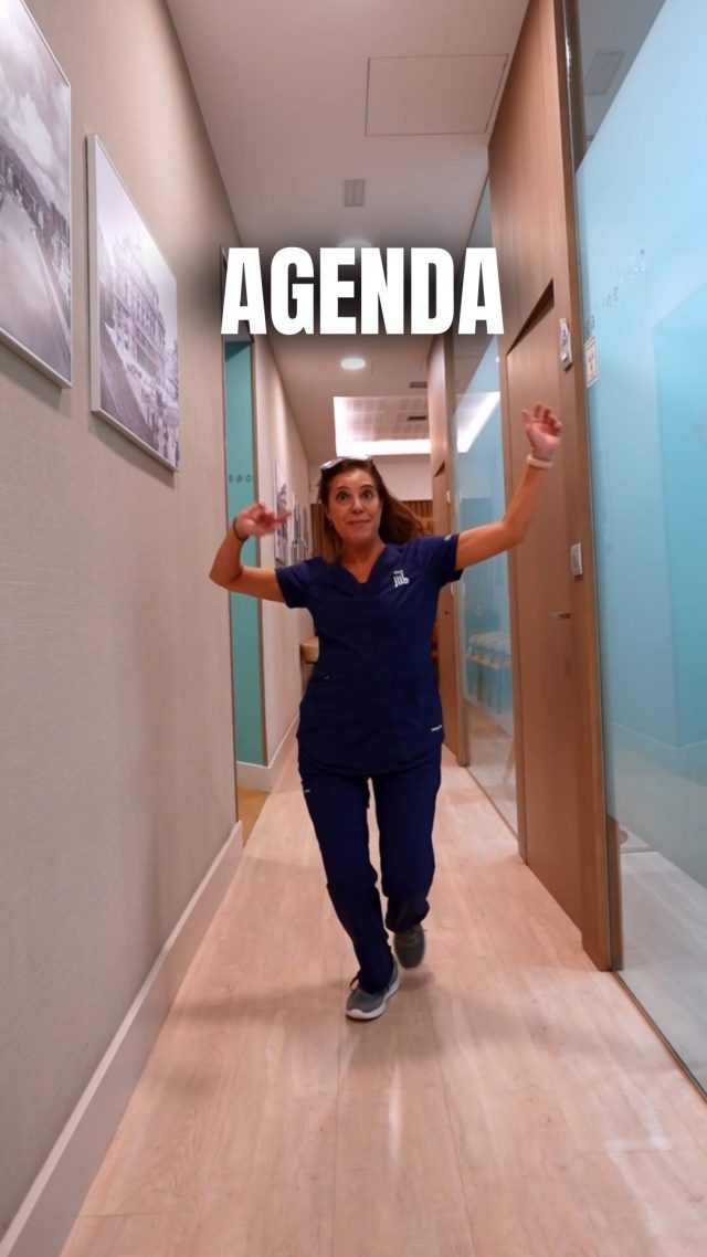 Cuando estás listo para celebrar que por fin te vas a casa... ¡y la recepcionista te cuela un paciente de última hora! 😅🦷 

📍C/Colón de Larreategui 17, Bilbao
📍C/Amezti 7 Bajo, Algorta