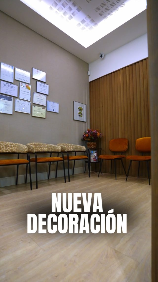 ¡Renovarse y sonreír! 😁 Nuevo mobiliario en la clínica para que tu visita sea aún más cómoda. 🦷✨ 
📍C/Colón de Larreategui 17, Bilbao
📍C/Amezti 7 Bajo, Algorta
