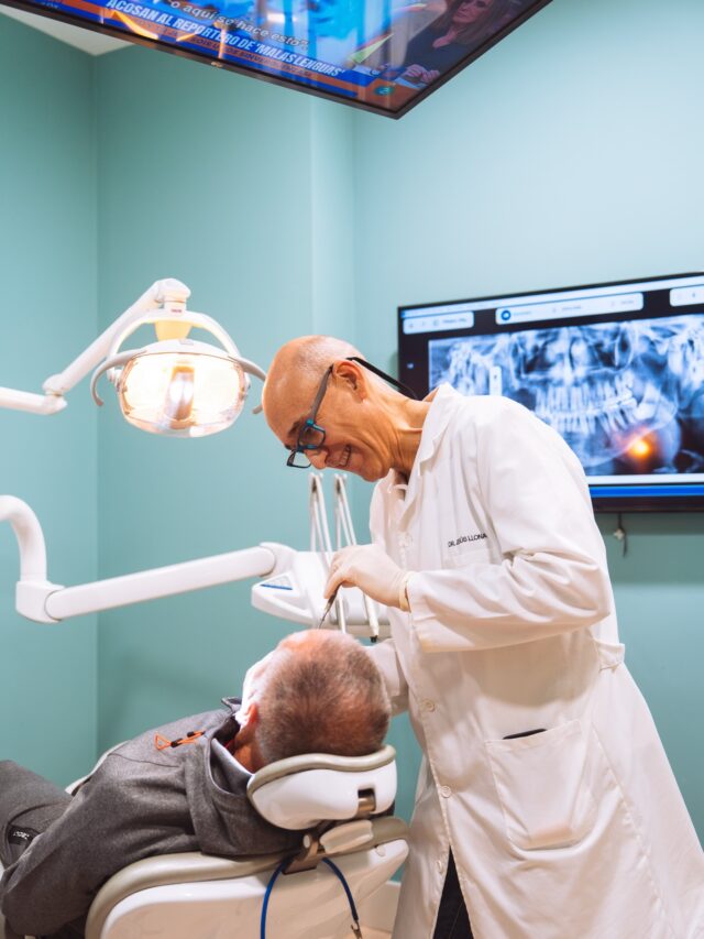 Tu sonrisa no se mantiene sola. 
Se mantiene con: 
→ Cepillado diario 
→ Hilo o cepillos interproximales 
→ Y una revisión cada 6–12 meses
 
📍C/Colón de Larreategui 17, Bilbao
📍C/Amezti 7 Bajo, Algorta