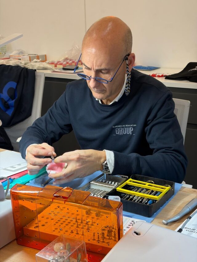 Residencia Clínica: Sinergia Implantes y Prótesis, Doctores Álvaro y Gonzalo Blasi, Barcelona 29 y 30 de enero.