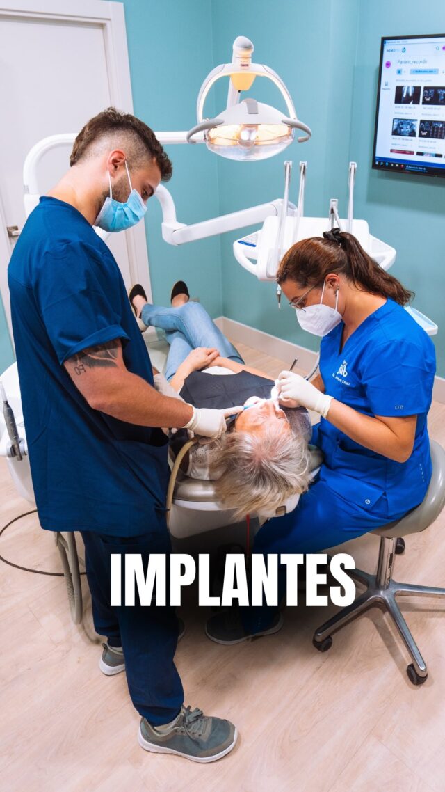 ¿Sabías que con un buen cuidado diario + revisiones, puedes evitar problemas?

📍C/Colón de Larreategui 17, Bilbao 
📍C/Amezti 7 Bajo, Algorta