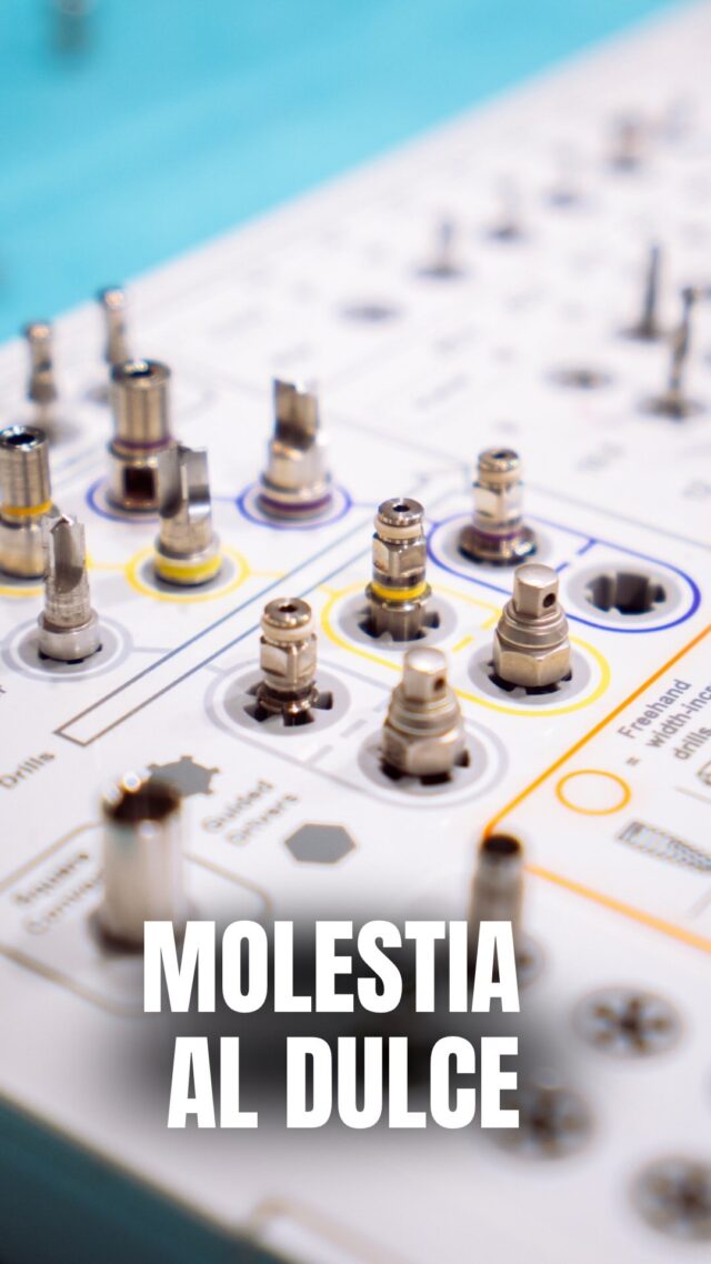 Ese pinchazo al comer dulce no es casualidad. 😖

Es tu diente avisándote: algo no está bien. 

☎️📞 Llámanos y agenda tu cita con nosotros antes de que sea peor. 

📍C/Colón de Larreategui 17, Bilbao
📍C/Amezti 7 Bajo, Algorta