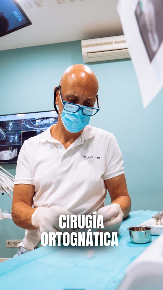 ¿Sabías qué es realmente una cirugía ortognática? 🦷✨

No es solo una cirugía estética.
La cirugía ortognática es un procedimiento que corrige la posición de los huesos de la cara (maxilar superior y/o mandíbula) cuando están mal colocados.

Esto resuelve problemas que la ortodoncia sola no puede arreglar, como:
✅ Mordida incorrecta
✅ Cara asimétrica o desproporcionada
✅ Problemas para respirar (apnea del sueño)
✅ Dificultad al masticar o hablar
✅ Dolor en la mandíbula

📍C/Colón de Larreategui 17, Bilbao 
📍C/Amezti 7 Bajo, Algorta
