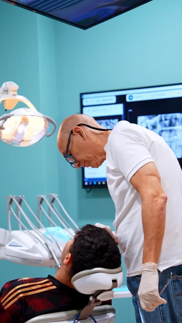 🦷 ¿Buscas un dentista de confianza? ¡Ven a Grupo Llona!

Fácil acceso y atención de lunes a viernes.

Agenda tu cita hoy y da el primer paso hacia una sonrisa sana y bonita ✨

📍C/Colón de Larreategui 17, Bilbao
📍C/Amezti 7 Bajo, Algorta