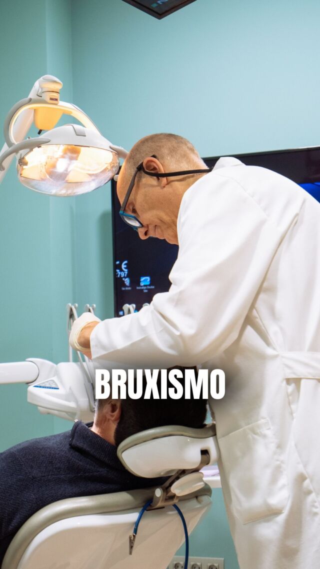 😬 ¿Cómo saber si tienes bruxismo?

El bruxismo es el hábito de apretar o rechinar los dientes (de día o de noche) y muchas veces ni te das cuenta.

El bruxismo no tratado puede dañar tus dientes, encías y articulación temporomandibular.

📍C/Colón de Larreategui 17, Bilbao 
📍C/Amezti 7 Bajo, Algorta