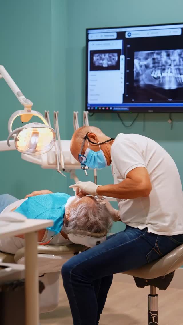 🦷 Especialistas en colocación de implantes con cirugía guiada, y sin puntos de sutura.

Además, ofrecemos sedación consciente para que vivas el procedimiento completamente relajado y sin ansiedad.

Tu nueva sonrisa puede ser más sencilla y cómoda de lo que imaginas.

📍C/Colón de Larreategui 17, Bilbao
📍C/Amezti 7 Bajo, Algorta